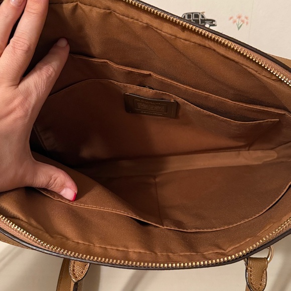 Coach Tan Leather Bag Updated photos - Picture 7 of 8